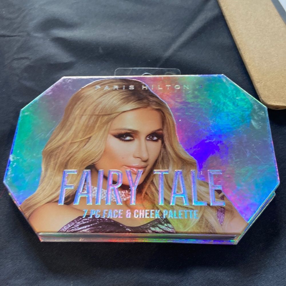 ✨RARE✨ Paris Hilton Fairy Tale 7 piece face & cheek palate.